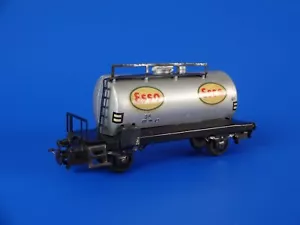MARKLIN H0 - 4501 - ESSO TANK CAR - VERSION 3 - 1958-61 /(38)/ - Picture 1 of 1