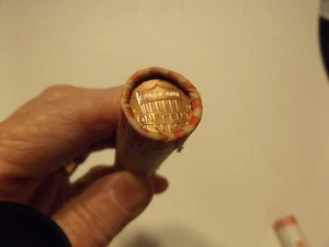 2010 LINCOLN SHIELD PENNIES D MINT BANK ROLL, NEVER OPENED, UNCIRCULATED - Picture 1 of 3