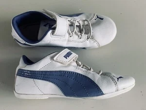 Girls PUMA Trainers in White with Lilic Purple detailing - Childs UK size 10 - Picture 1 of 8