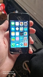 iPhone 4 16gb Black Vodafone - Picture 1 of 8
