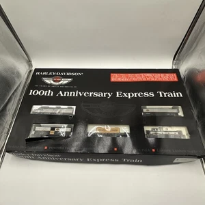 HARLEY DAVIDSON HO SCALE 100TH ANNIVERSARY EXPRESS TRAIN SET IN BOX 97965-03V - Picture 1 of 13