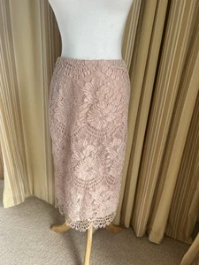 H&M Lace Blush Pink Pencil Skirt Size 10 - Picture 1 of 5
