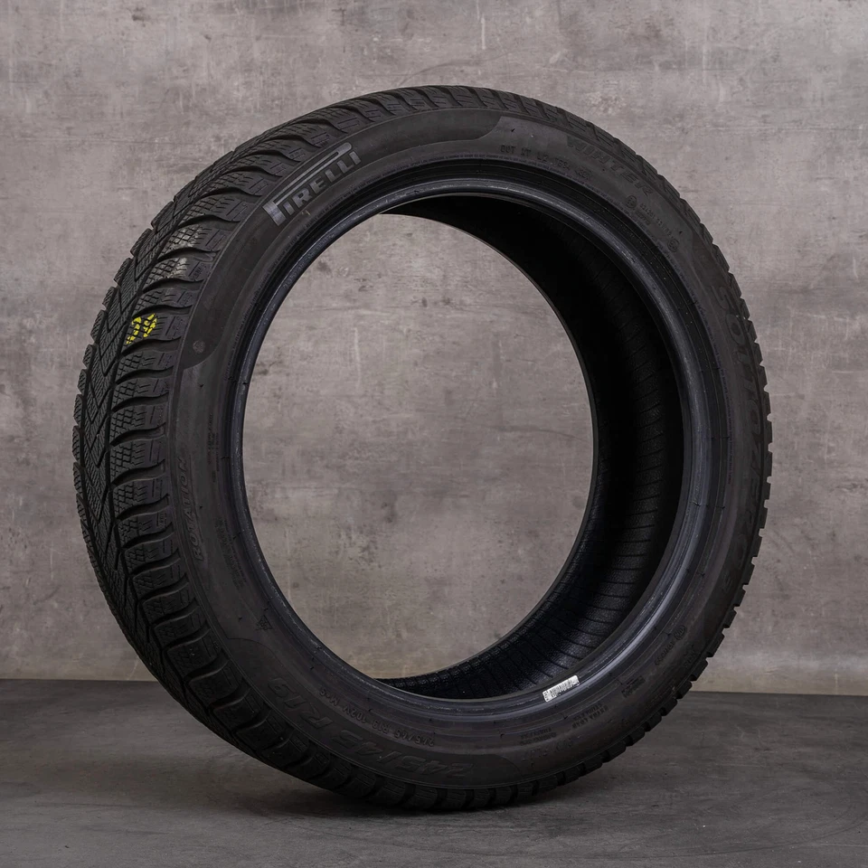 1x 245/45 R19 102V Pirelli Winter Sottozero 3 MOE DOT 4321 6 mm Winterreifen - Bild 1 von 1