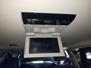 17 18 19 20 Escalade ESV 3rd Row Overhead Display Screen Assembly Grey - Picture 1 of 15