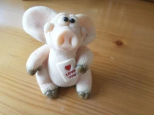 PIGGIN LOVELY  BOXED DAVID CORBRIDGE FREE UK POST - Picture 1 of 4