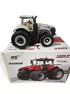 1/64 scale Case-IH Magnum 380 tractor Winter Farm Show Edition Chase Edition - Picture 1 of 3