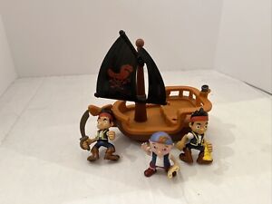 Jake & The Never Land Pirates Mattel Disney Captain Hook Pirate Ship 3 Figures