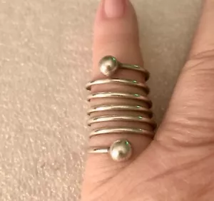 Anillo modernista de plata esterlina con resorte de bola en espiral firmado - Imagen 1 de 6