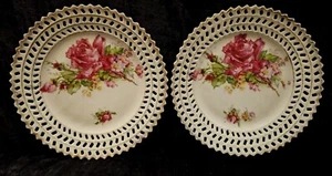 ANTIQUE 1800s PAIR STYLED.PINK ROSES CUTOUT PORCELAIN PICTURE PLATES - Picture 1 of 8