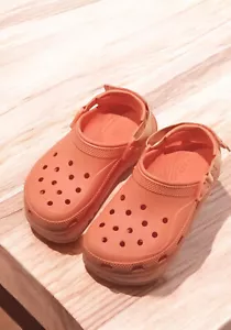 Sandalias Zueco Unisex Crocs Clásicas Icónicas Confort Hombres Talla 5 Mujeres 7 Naranja - Imagen 1 de 18