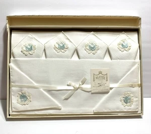 Vintage NEU Majestic Creations American Beauty 52" x 70" Tischdecke und Servietten Set - Bild 1 von 12