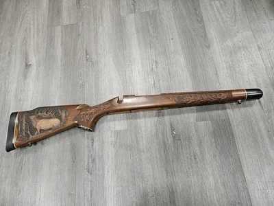 Culata de madera para rifle Remington 700 grabada acción larga Foto 1 de 4