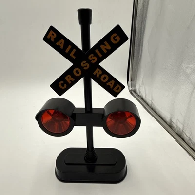 HAYES 15887 RAILROAD CROSSING SIGNAL SIGN WITH RED FLASHING LIGHTS & SOUNDS - Image 1 of 4