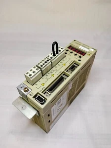 Yaskawa SGDM-02AD-RY1 SGDM02ADRY1 Servopack Servo Drive 200-230V 50/60Hz - Picture 1 of 7