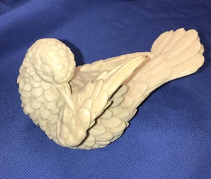 Cast Ivory Resin Dove Statue 5-1/2” long Beautiful Detail. - Picture 1 of 7