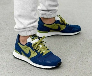 nike air vrtx green