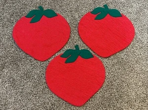 Menge 3 Vintage Handarbeit Stoff Rot Weiß Erdbeere Tischsets Tischsets - Bild 1 von 7