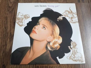 SAM BROWN - KISSING GATE 7" 1990 A&M RECORDS EX - Imagen 1 de 5