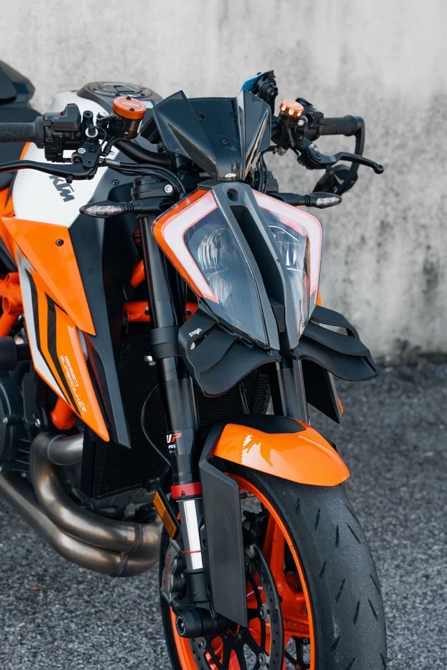Ali frontali KTM SUPERDUKE 1290 V3.0 - PLUG AND PLAY Foto 1 de 4