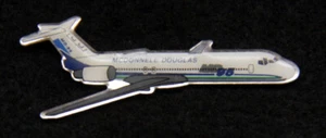 MD-95 TWIN JET HAT PIN TIE TAC PILOT CREW BOEING 717 LONG BEACH GIFT WOW - Picture 1 of 7