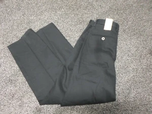 NWT Dockers Men's Black 30X32 classic fit COLOR BLACK FREE SHIPPING - Picture 1 of 2