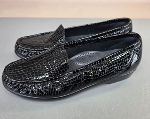 SAS Alligator Black Pattern Slip On Casual Work Comfort Loafer Shoes Size 8 M - Picture 1 of 8
