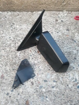 82-93 CHEVY S10 ESPEJO LADO DEL CONDUCTOR OEM USADO JIMMY SONOMA BLAZER GMC S15 NEGRO Foto 1 de 4