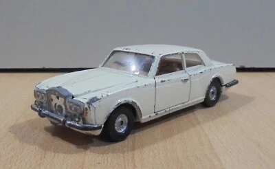 ROLLS ROYCE CORNICHE VTG DIECAST CAR BY CORGI - Image 1 of 4