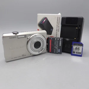 Casio Digital Camera Exilim EX-ZS15 14.1MP Silver Tested - Picture 1 of 8