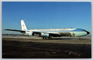 Postcard VC-137C Boeing 707 No. 26000 Air Force One Aircraft S135 - Picture 1 of 2