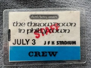 Rick James - 3. Juli 1982 - "The throwdown in phly town" JFK Stadium - Staff Crew Pass - Bild 1 von 3