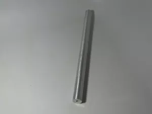 Alzapiedistallo ottico in acciaio inox 0,75" (D) x 9" (L) - Foto 1 di 1