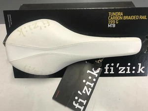 SELLA FI'ZI:K TUNDRA MTB CARBON BRAIDED WHITE - Foto 1 di 4