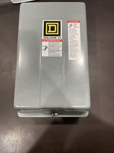 1 x Square D 8903 LXG30 Lighting Contractor 20 Amp, 3 Pole, 3 Phase - Picture 1 of 10