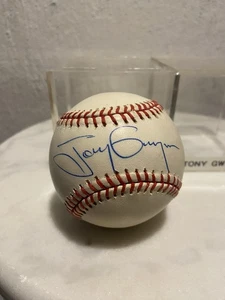 Tony Gwynn Signed William White Baseball With JSA COA - Picture 1 of 3