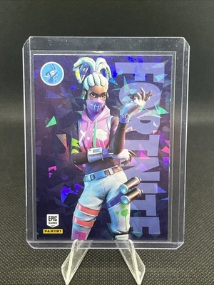 2021 Panini Fortnite Series 3 KOMPLEX Cracked Ice  #60 Rare Outfit SP - Image 1 of 2