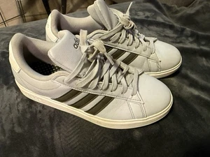 Adidas Grand Court 2.0 White Lace Up Sneakers Youth Size 6.5 Gray - Picture 1 of 8