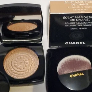 Chanel Meadow Highlighting Glow Peach equat Illuminating powder New In BOX - Picture 1 of 14