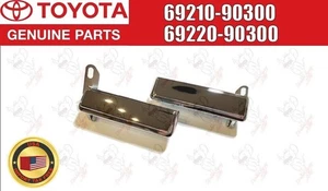 Juego de manijas de puerta delantera izquierda y derecha originales Toyota Land Cruiser FJ40 FJ45 BJ42 OEM - Imagen 1 de 13