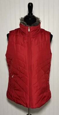 Studio Works Sport Red Vest Fake Fur Trim Quilted Zipper Pockets Size Medium - Image 1 of 4
