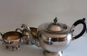 Vintage Simeon L & George H. Rogers Company Tea/Coffee Pot Silverplate - Picture 1 of 4