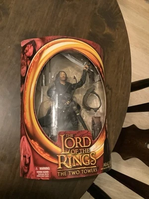 2002 El Señor de los Anillos Aragorn Figura de Acción Las Dos Torres ToyBiz Espada Flechas Foto 1 de 4