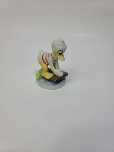 Vintage 1970er Disney Gift-Ware Donald Duck Figur Badeanzug Pose Walt Disney - Bild 1 von 5