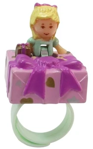 Polly Pocket Vintage 1993 Pretty Present Ring Bluebird Toys - Picture 1 of 2