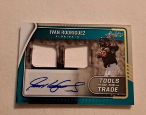 Ivan Rodriguez 2022 Panini Absolute #d/25 SP Dual Patch Auto Tools Of The Trade - Picture 1 of 6