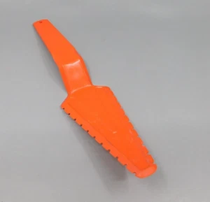 Tupperware Vintage Orange Cake Pie Server Knife Slicer Spatula #1228-7 - Picture 1 of 6