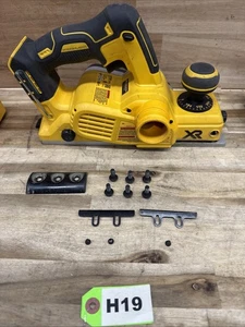 Cepilladora (solo herramienta) H19 para reparación o piezas DEWALT DCP580BR 20V MAX XR BL 3-1/4" - Imagen 1 de 9