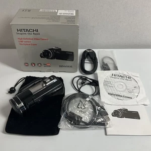 Hitachi DZHV595E Digital HD Video Camera / Camcorder, 10x Optical zoom - Boxed - Picture 1 of 12
