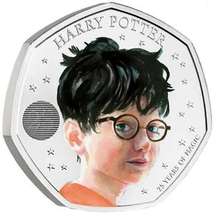 Harry Potter 25th Anniversary 2022 UK 50p Brilliant Uncirculated Colour Coin - Picture 1 of 4