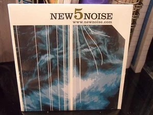 New Noise 5 PROMO CD Robbie Williams TELEPOPMUSIK Rusty Waters Reliant K REG PRO - Picture 1 of 2